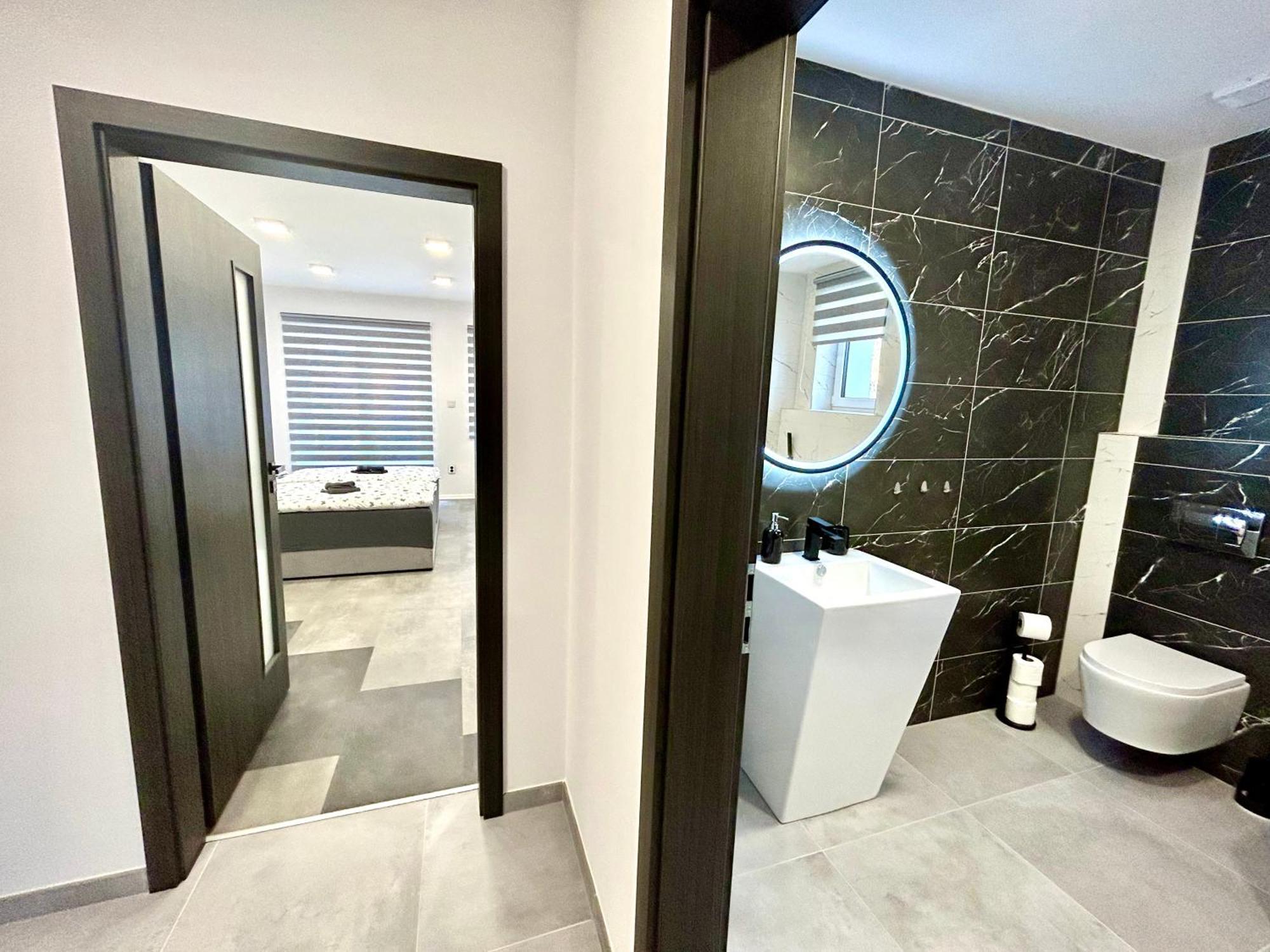 Apartmany Premium Se Soukromym Parkovanim Česká Lípa Zewnętrze zdjęcie