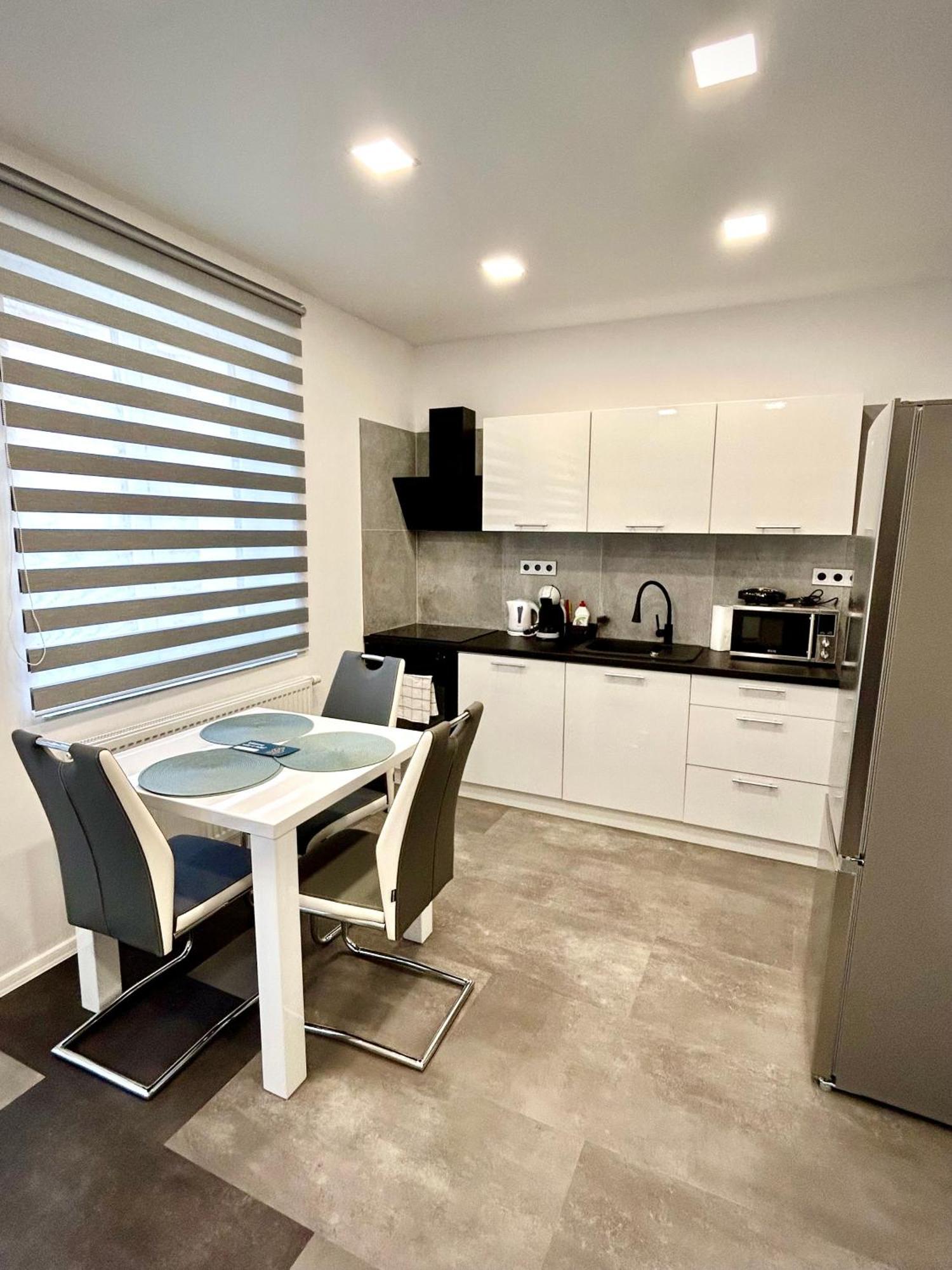 Apartmany Premium Se Soukromym Parkovanim Česká Lípa Zewnętrze zdjęcie