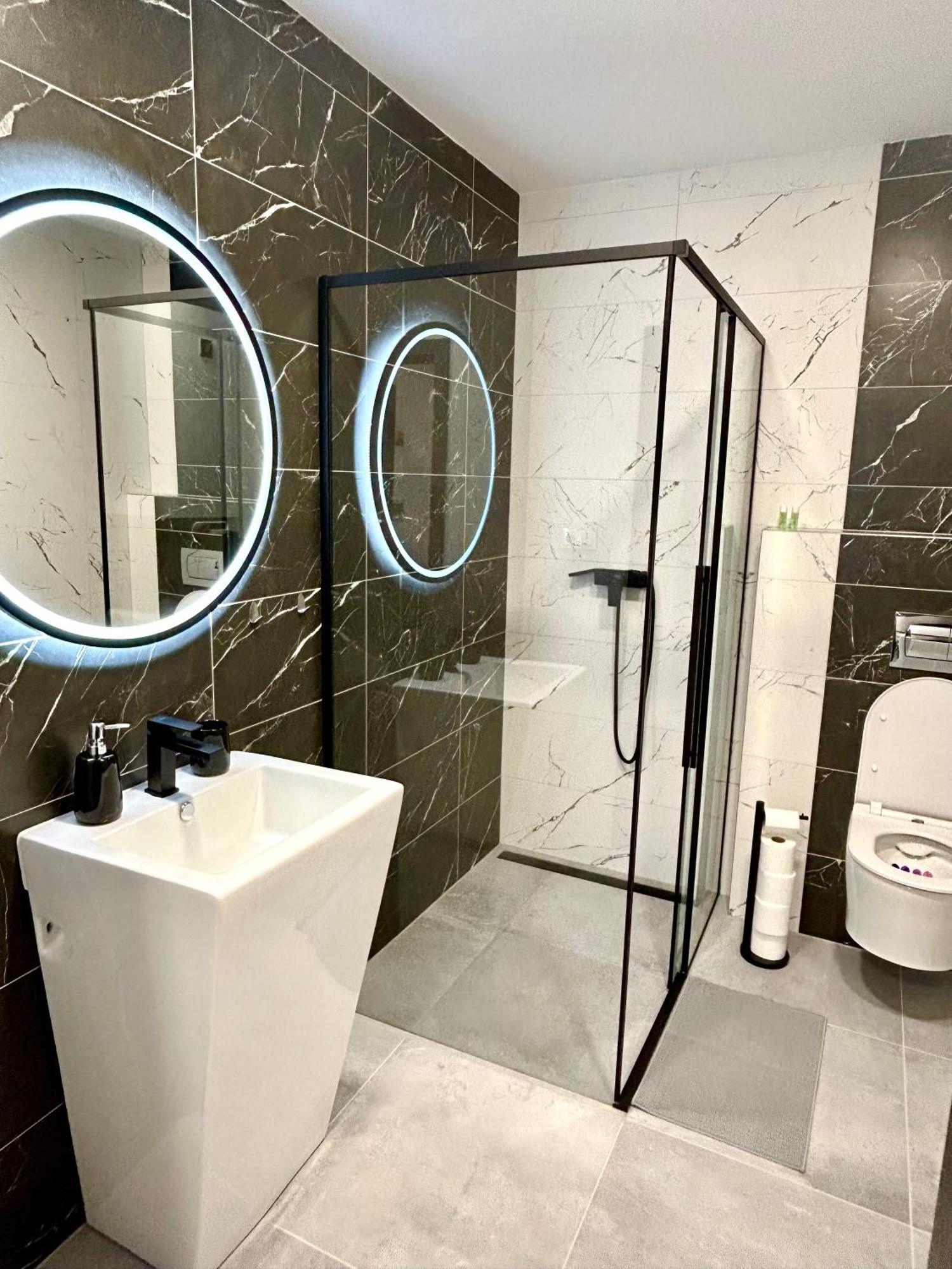Apartmany Premium Se Soukromym Parkovanim Česká Lípa Zewnętrze zdjęcie